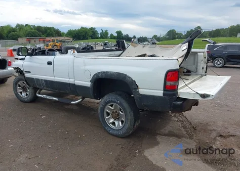 2001 Dodge Ram 2500 St из США, поврежденный, VIN 1B7KF23Z81J521234